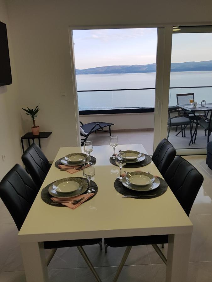La Vista Apartments มีมิตเซ ภายนอก รูปภาพ
