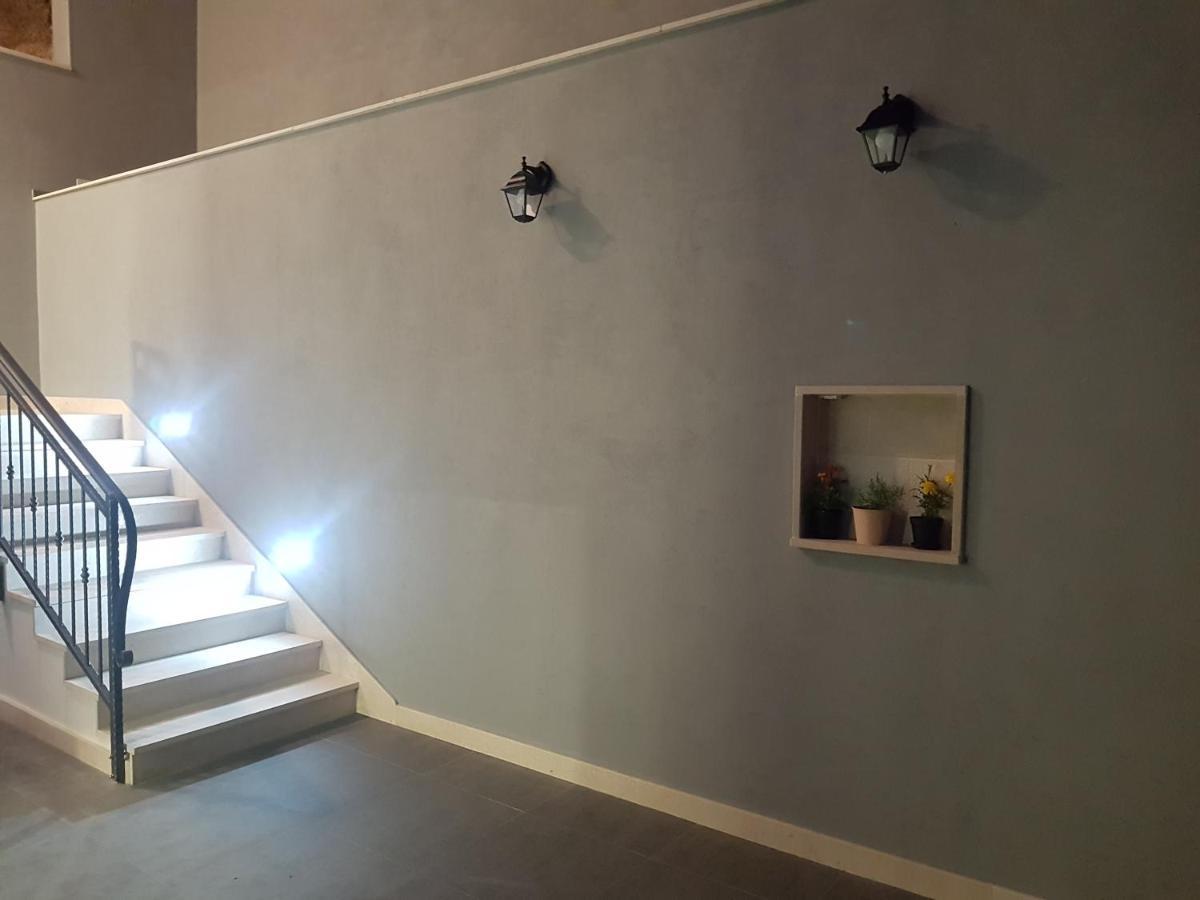 La Vista Apartments มีมิตเซ ภายนอก รูปภาพ